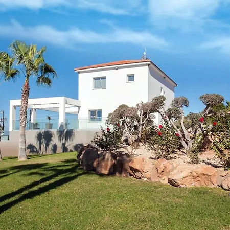 Villa Ta Lucci *